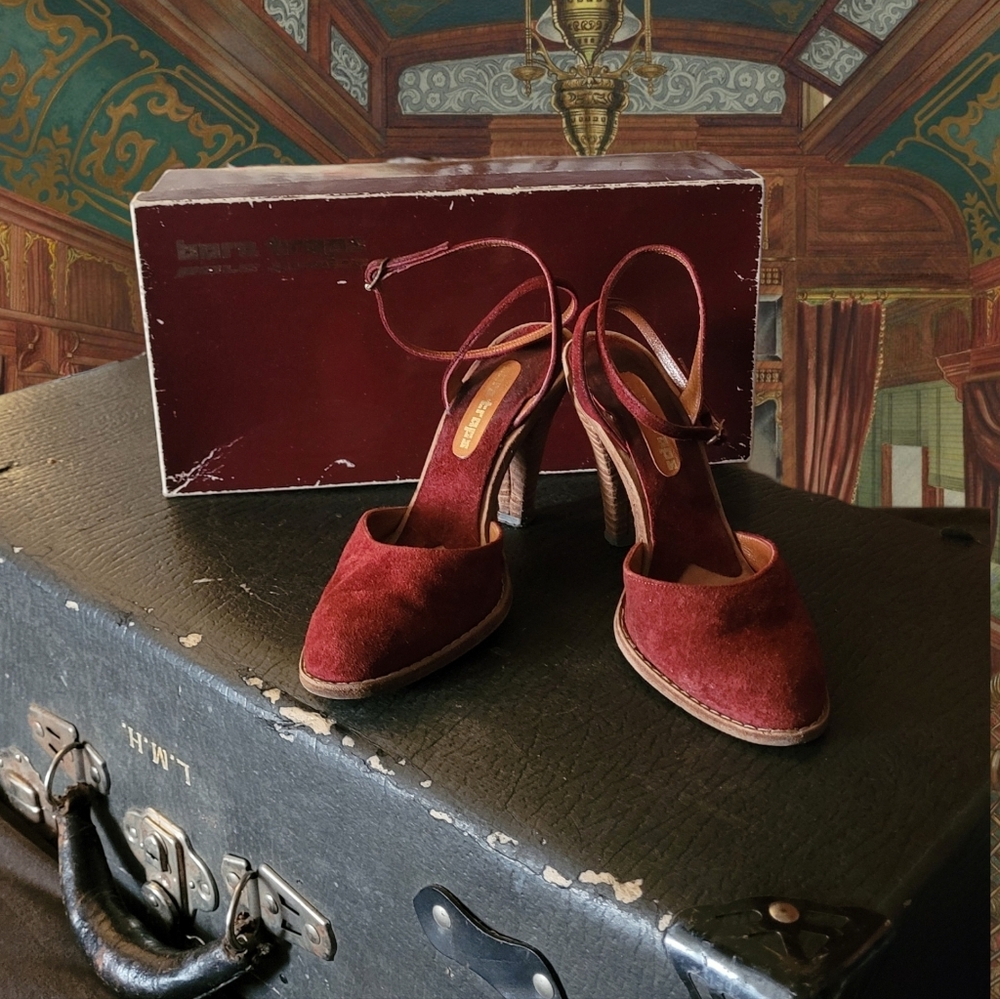 Vintage 70s Rust Strapy Heels